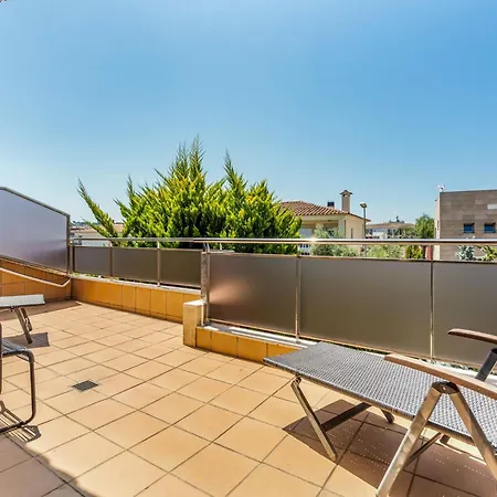 빌라 Serenia House - Modern Retreat In Fenals With Pool